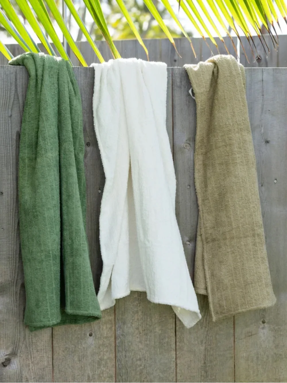 MIKOH ❤️‍🔥 TERRY CLOTH TOWEL NWT IN TAN